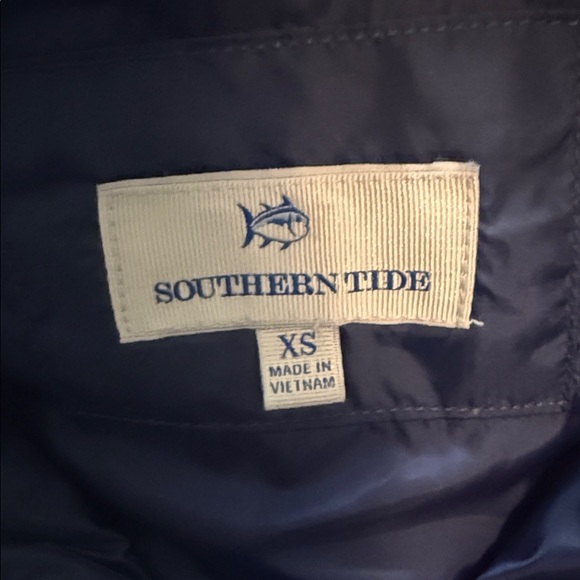 Southern Tide Women’s Blue Quilted Vest - Picture 2 of 8
